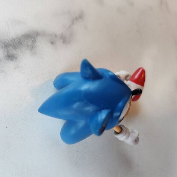 Sonic the Hedgehog small toy missing a foot - Picture 3 of 5